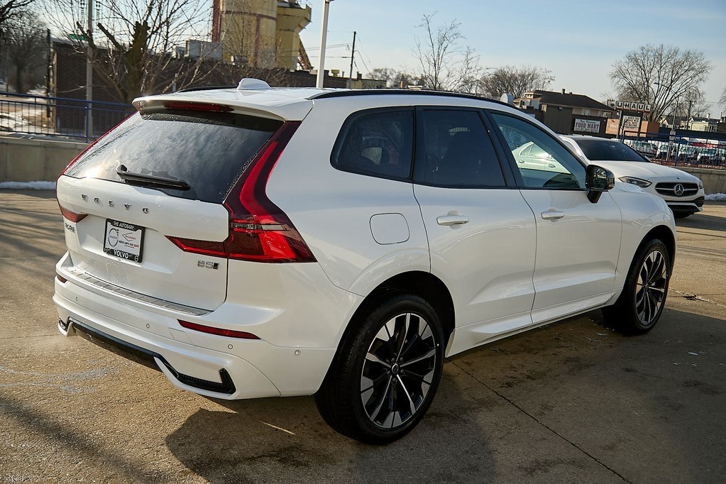 New 2026 Volvo XC60 B5 Plus w/ Climate Package AWD/4WD image 11