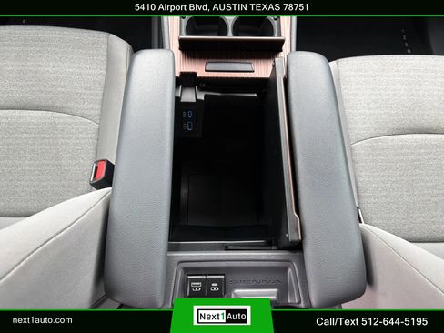 Used 2021 Toyota Sienna LE image 32