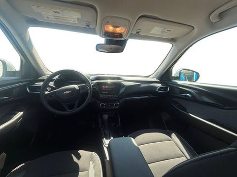 Certified 2023 Chevrolet TrailBlazer LT w/ Convenience Package FWD image 13