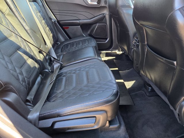 Used 2023 Ford Escape Platinum w/ Premium Technology Package AWD/4WD image 14