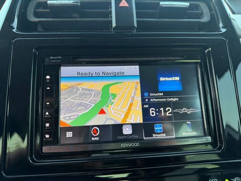 Used 2019 Toyota Prius XLE w/ Carpet Mat Package FWD image 9
