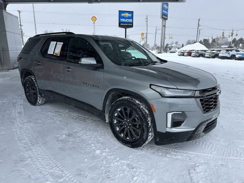 Certified 2023 Chevrolet Traverse RS w/ LPO, Floor Liner Package image 3