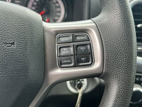 Used 2024 RAM 1500 Classic SLT image 20