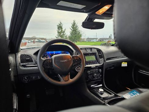 Used 2023 Chrysler 300 S image 27
