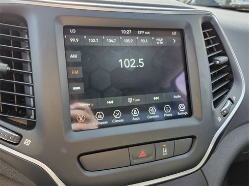 Used 2022 Jeep Cherokee Latitude Lux image 21