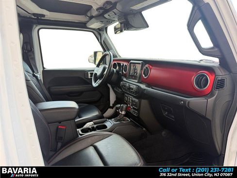Used 2020 Jeep Gladiator Rubicon AWD/4WD image 17