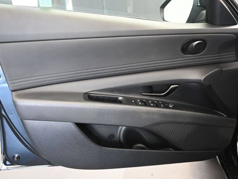 Certified 2025 Hyundai Elantra Sport FWD image 21