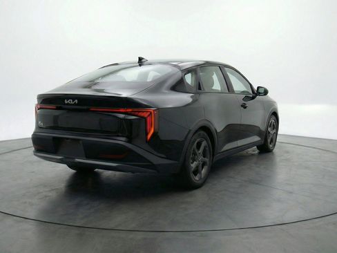 Used 2025 Kia K4 FWD image 9