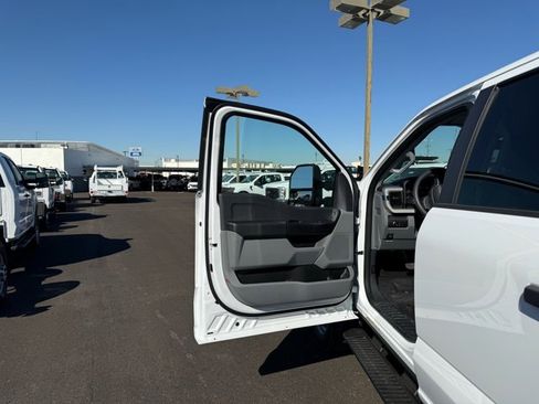 New 2026 Ford F550 4x4 Crew Cab image 11