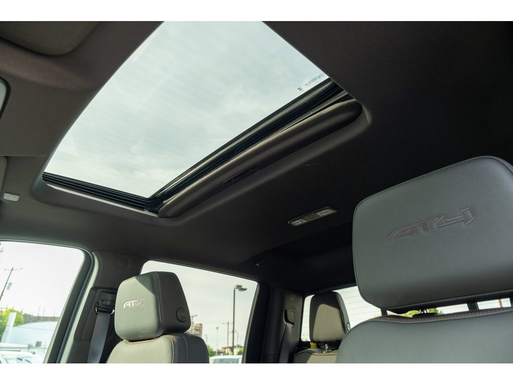 New 2026 GMC Sierra 2500 AT4 w/ AT4 Premium Plus Package AWD/4WD image 16