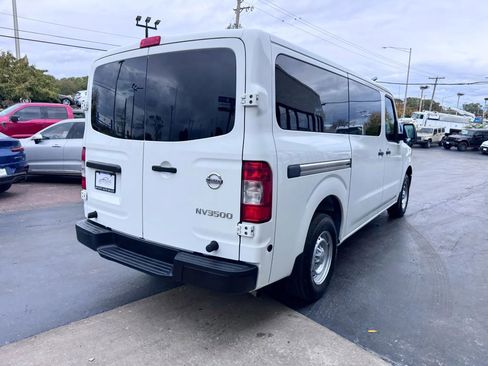 Used 2018 Nissan NV 3500 S image 5
