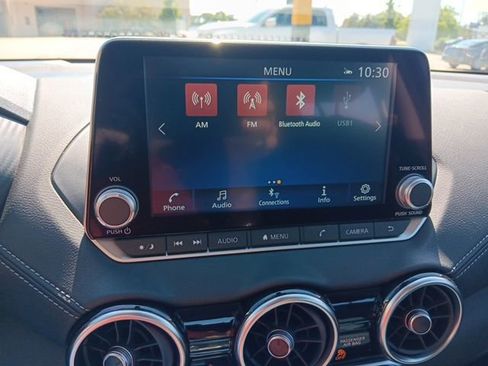 New 2025 Nissan Sentra SV image 37