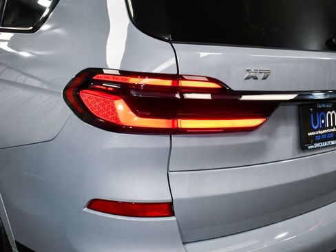 Used 2026 BMW X7 M60i AWD/4WD image 92
