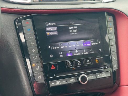 Used 2023 INFINITI QX50 Sport AWD/4WD image 18