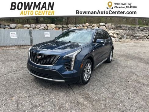Used 2021 Cadillac XT4 Premium Luxury AWD/4WD image 1