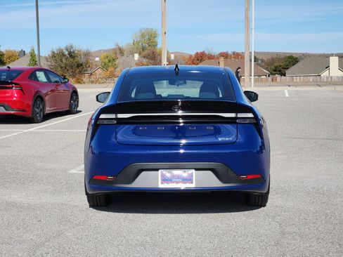 New 2026 Toyota Prius Plug-In Hybrid FWD image 8