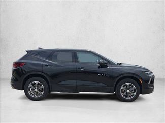 Used 2025 Chevrolet Blazer LT AWD/4WD video 4