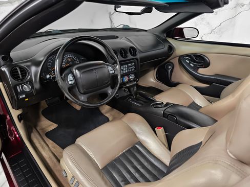 Used 2000 Pontiac Firebird Trans Am RWD image 32