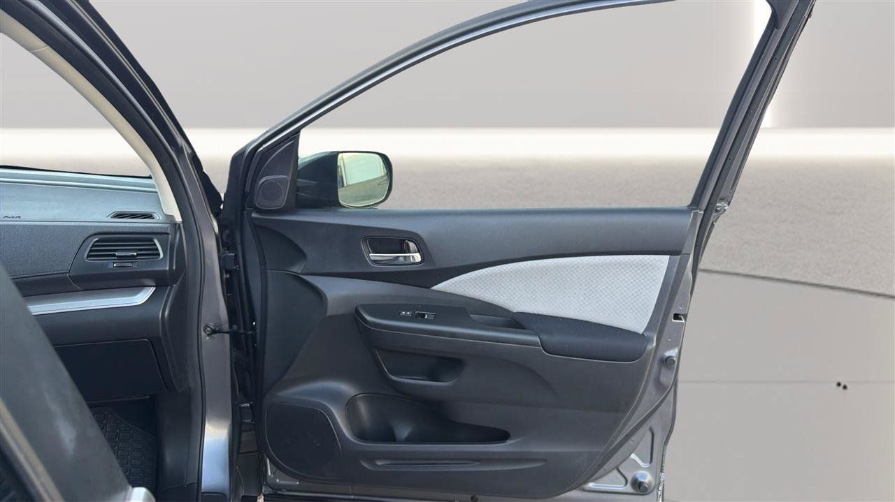 Used 2015 Honda CR-V EX image 16