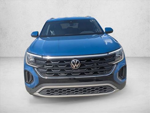 Used 2026 Volkswagen Atlas Cross Sport SE AWD/4WD image 2