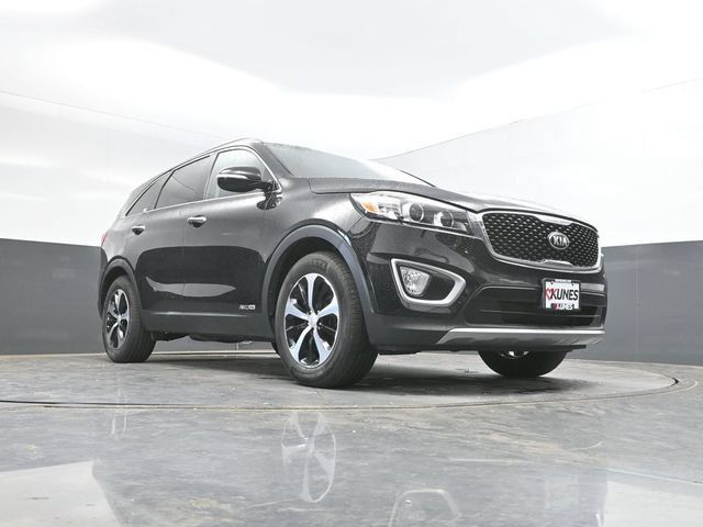 Used 2018 Kia Sorento EX AWD/4WD image 45