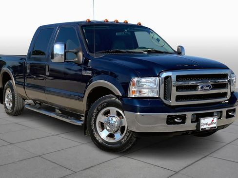Used 2006 Ford F250 Lariat image 3
