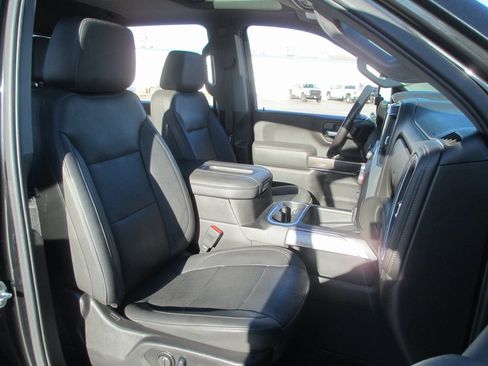 Certified 2022 Chevrolet Silverado 2500 LTZ w/ LTZ Convenience Package image 22