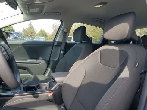 New 2026 Kia K4 LX image 12