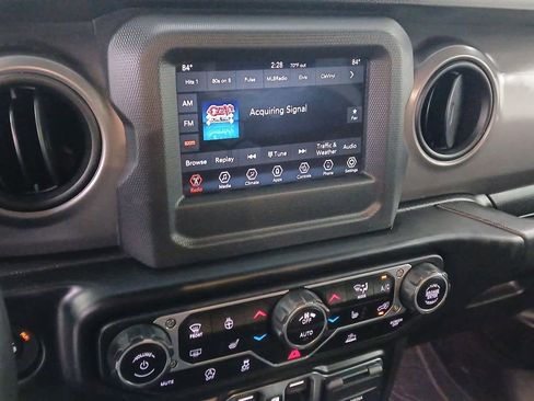 Used 2021 Jeep Wrangler Unlimited Sport image 9