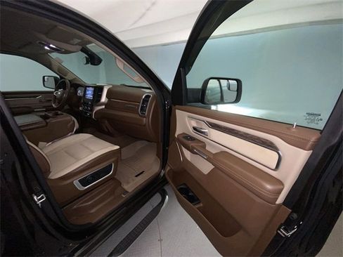 Used 2019 RAM 1500 Laramie image 23