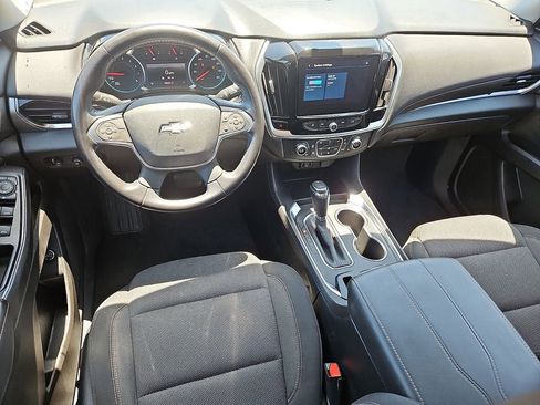 Used 2020 Chevrolet Traverse LT AWD/4WD image 11