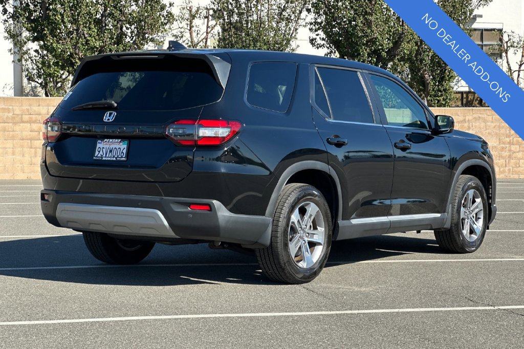 Certified 2025 Honda Pilot EX-L image 4