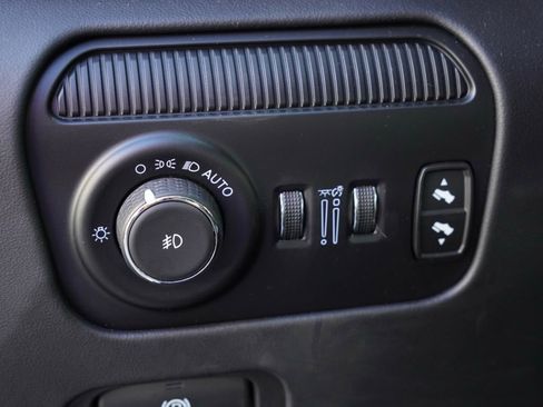 Used 2024 Jeep Grand Wagoneer L Series II w/ Quick Order Packagew 28T image 10