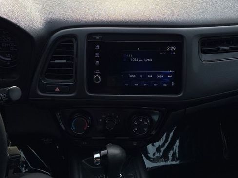 Used 2019 Honda HR-V Sport image 26