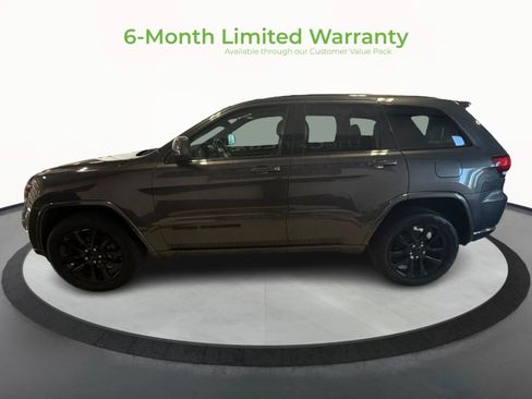 Used 2020 Jeep Grand Cherokee Altitude AWD/4WD image 4