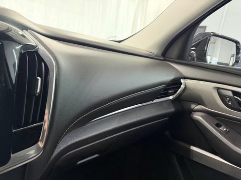 Used 2020 Chevrolet Traverse LS FWD image 20
