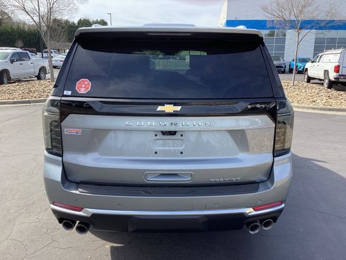 New 2026 Chevrolet Suburban Premier AWD/4WD image 3