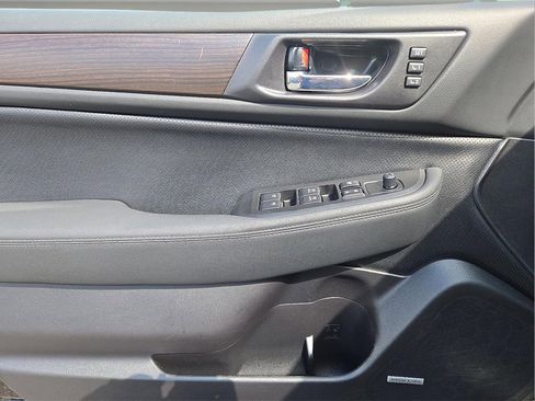 Used 2016 Subaru Legacy 3.6R Limited image 14