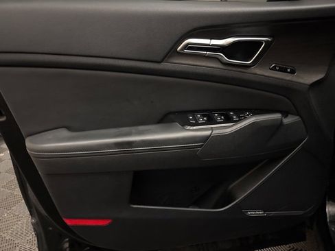 Certified 2023 Kia Sportage X-Pro Prestige image 9