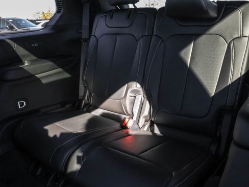 New 2025 Jeep Grand Cherokee L Limited image 15