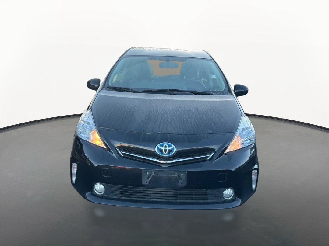 Used 2014 Toyota Prius V Five FWD image 8