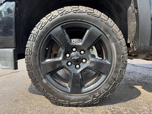 Used 2018 Chevrolet Silverado 1500 Custom w/ Rally 1 Edition AWD/4WD image 13