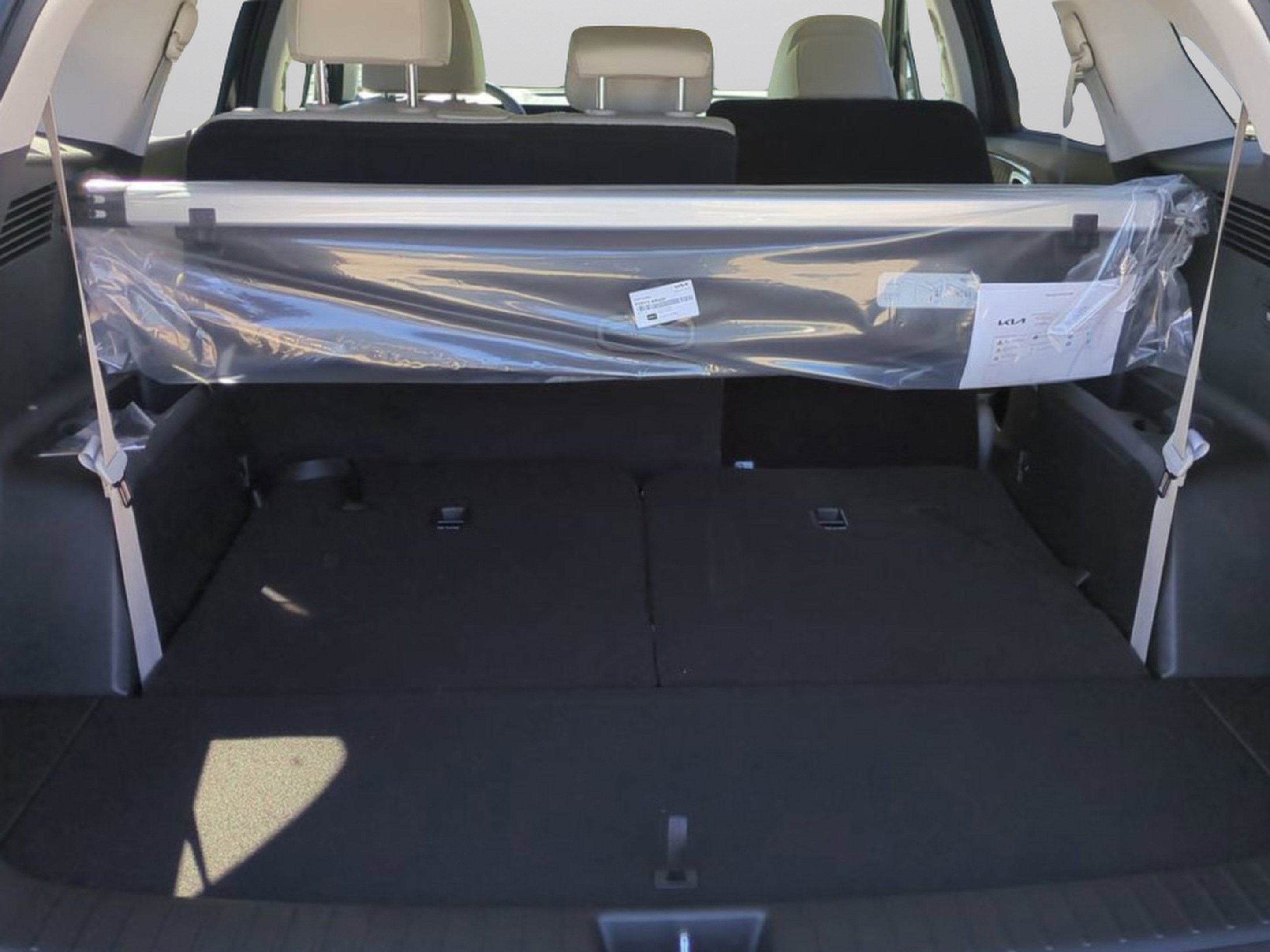 Certified 2025 Kia Sorento S w/ Panoramic Sunroof Package FWD image 12