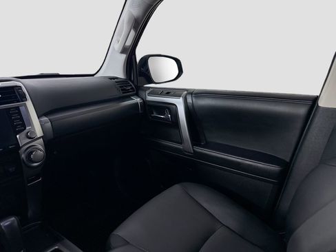 Certified 2024 Toyota 4Runner SR5 Premium image 16