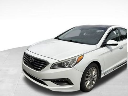 Used 2015 Hyundai Sonata Limited w/ Option Group 06 FWD image 2