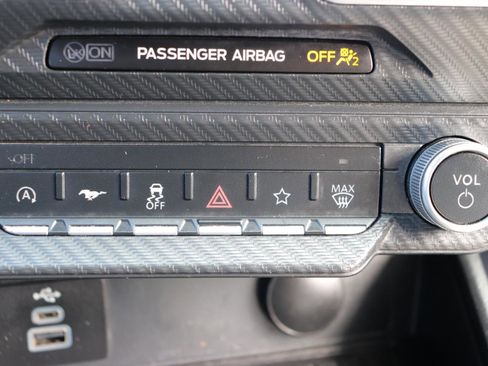 Used 2024 Ford Mustang Premium image 32