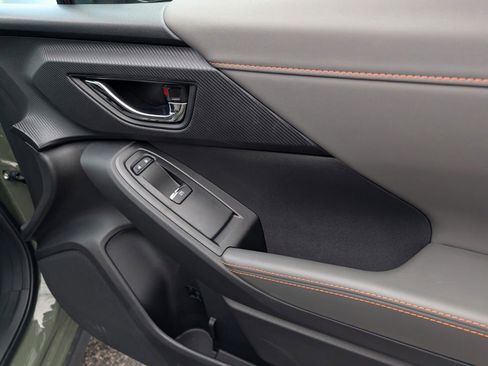 Used 2025 Subaru Crosstrek 2.5i Limited w/ Crosstrek Mirror Package image 22