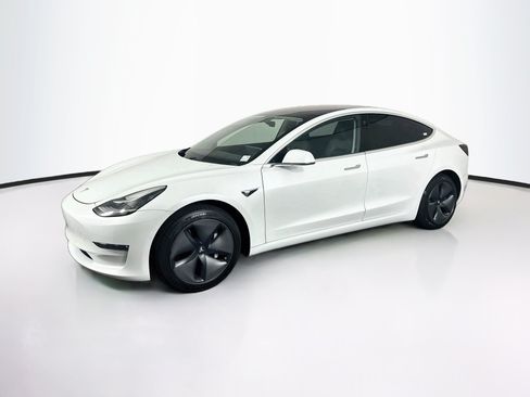 Used 2018 Tesla Model 3 Long Range RWD image 3