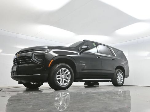 Used 2025 Chevrolet Tahoe LT AWD/4WD image 58