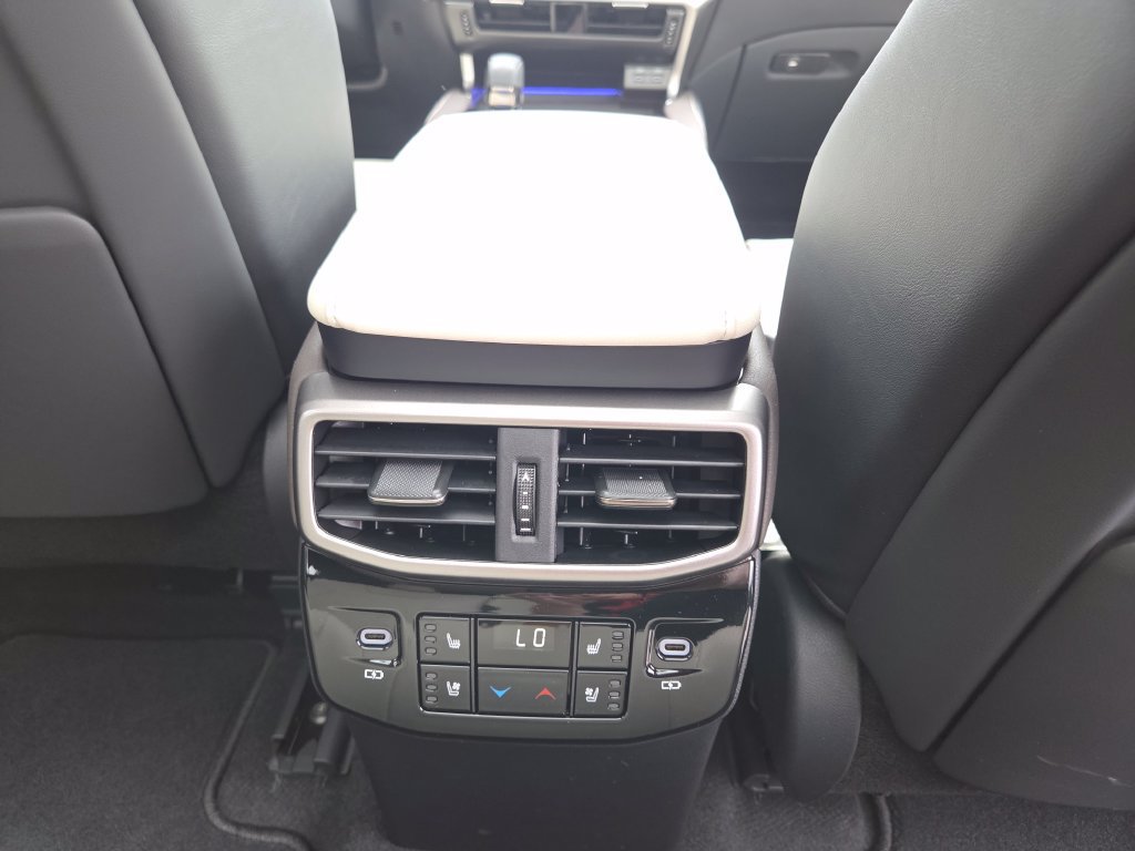 New 2026 Lexus RX 350 w/ Convenience Package AWD/4WD image 35